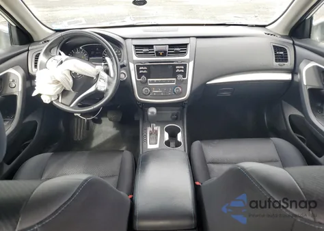 2017 Nissan Altima 2.5 z USA, uszkodzony, nr VIN 1N4AL3AP2HC482091